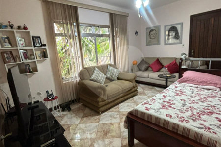 Sobrado à venda com 3 quartos em Vila Gustavo, São Paulo, SP