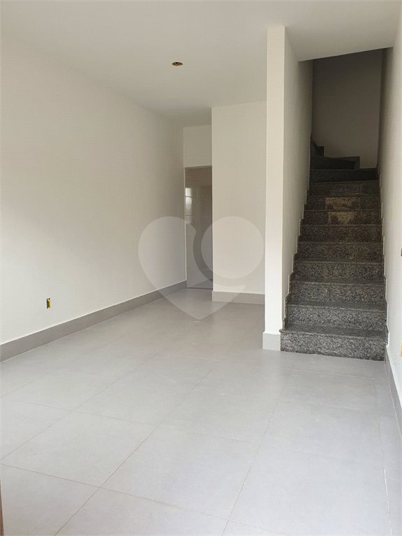 Sobrado à venda com 2 quartos em Vila Ponte Rasa, São Paulo, SP