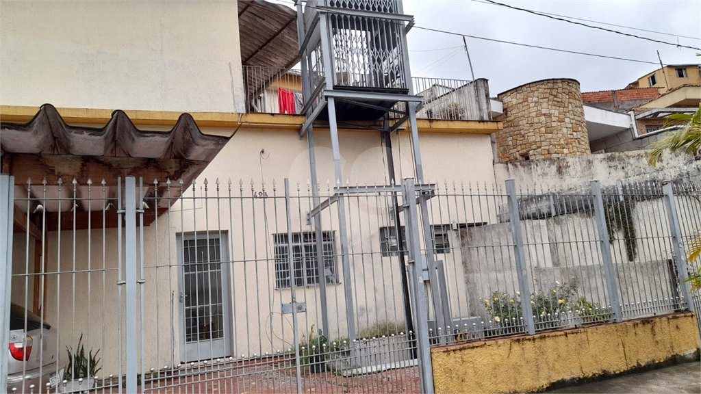 Sobrado à venda com 2 quartos em Tremembé, São Paulo, SP