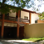 Casa à venda com 3 quartos, sendo 1 suíte, no condomínio Estância Marambaia, Vinhedo - SP