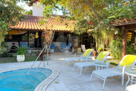 Casa à venda com 6 quartos, sendo 4 suítes, em Canto, Armação dos Búzios, RJ
