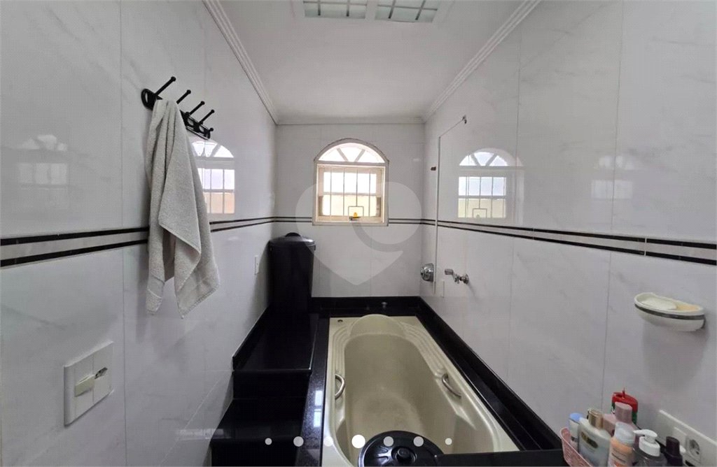 Casa à venda com 4 quartos, sendo 3 suítes,  em Vila Rosália, Guarulhos, SP