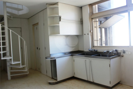 Triplex à venda com 5 quartos, sendo 3 suítes, em Santa Cecília, São Paulo, SP