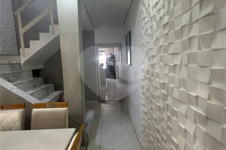 Casa de Vila à venda com 4 quartos, sendo 1 suíte, em Jardim Gramados de Sorocaba, Sorocaba, SP