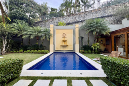 Casa à venda com 5 quartos, sendo 4 suítes, no condomínio Pignatari, São Paulo - SP