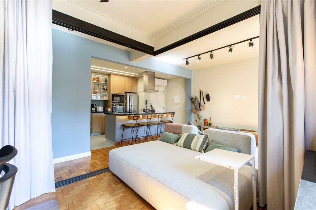 Apartamento à venda com 2 quartos, sendo 1 suíte, em Pinheiros, São Paulo, SP