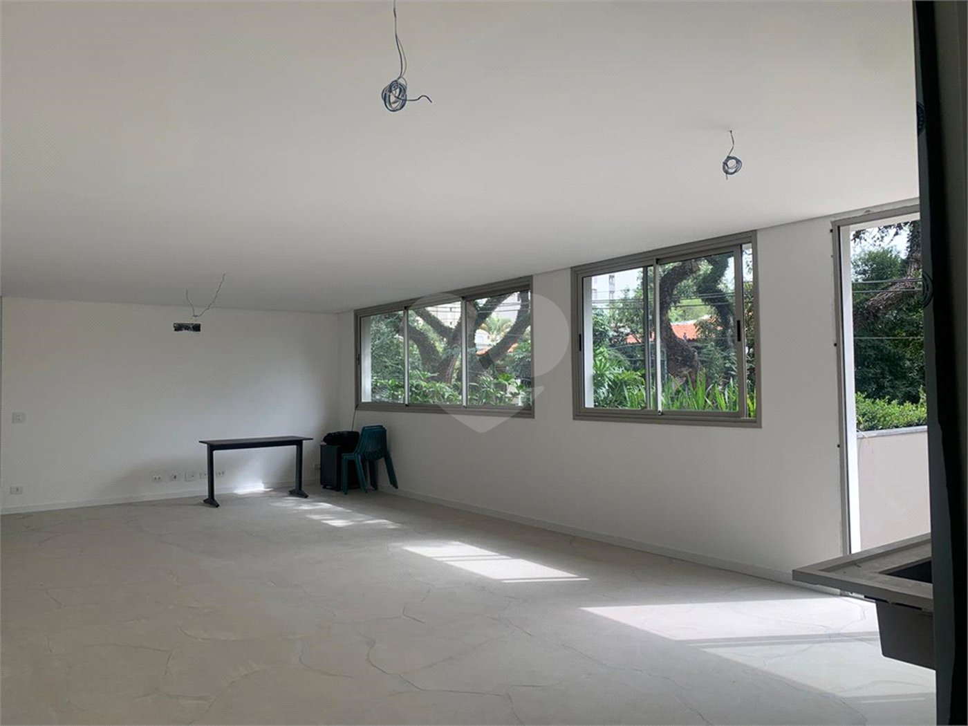 Apartamento à venda com 2 suítes em Vila Madalena, São Paulo, SP