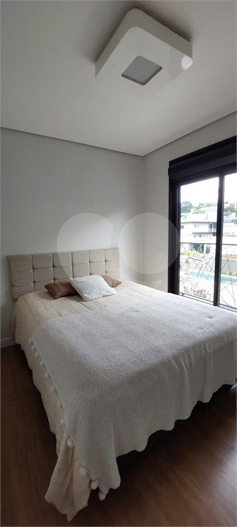 Casa à venda ou para alugar com 4 suítes no condomínio Figueira Garden, Atibaia - SP