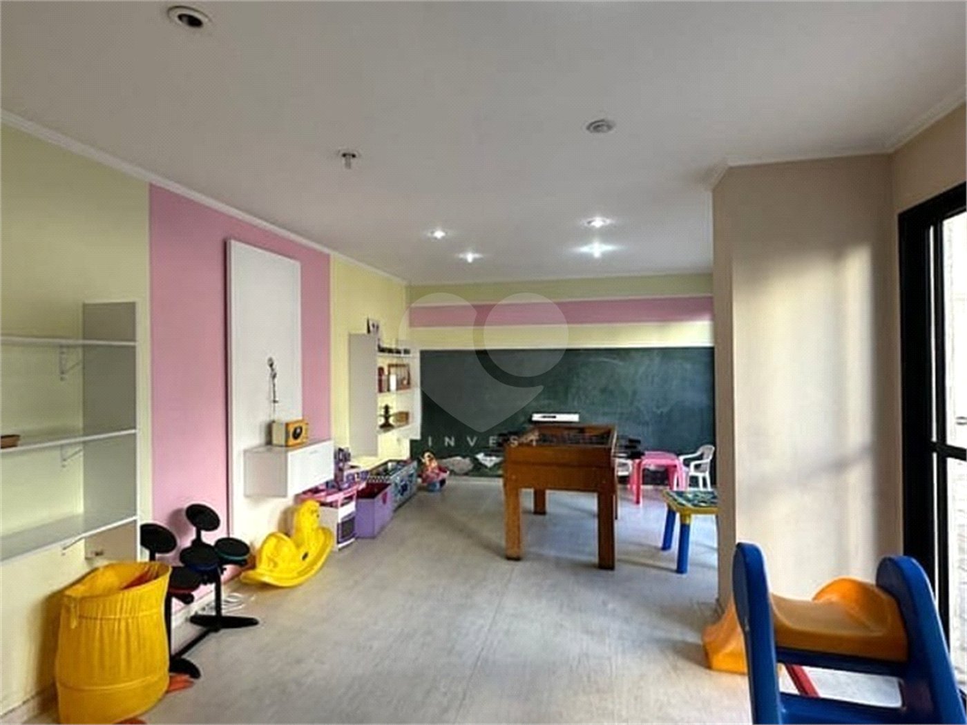 Apartamento para alugar com 3 quartos, sendo 1 suíte,  em Vila Andrade, São Paulo, SP