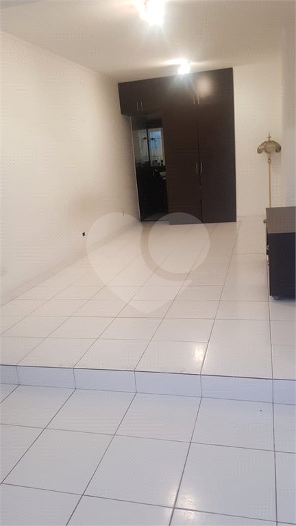 Sobrado à venda com 3 quartos, sendo 1 suíte,  em Jardim Olympia, São Paulo, SP