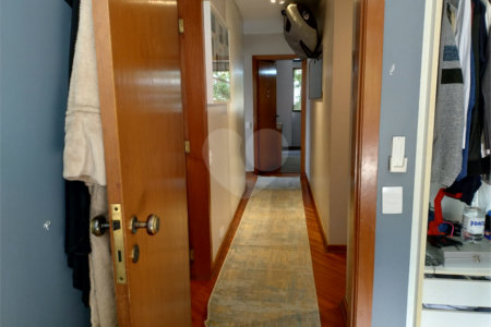 Apartamento à venda com 4 quartos, sendo 1 suíte,  em Brooklin Paulista, São Paulo, SP
