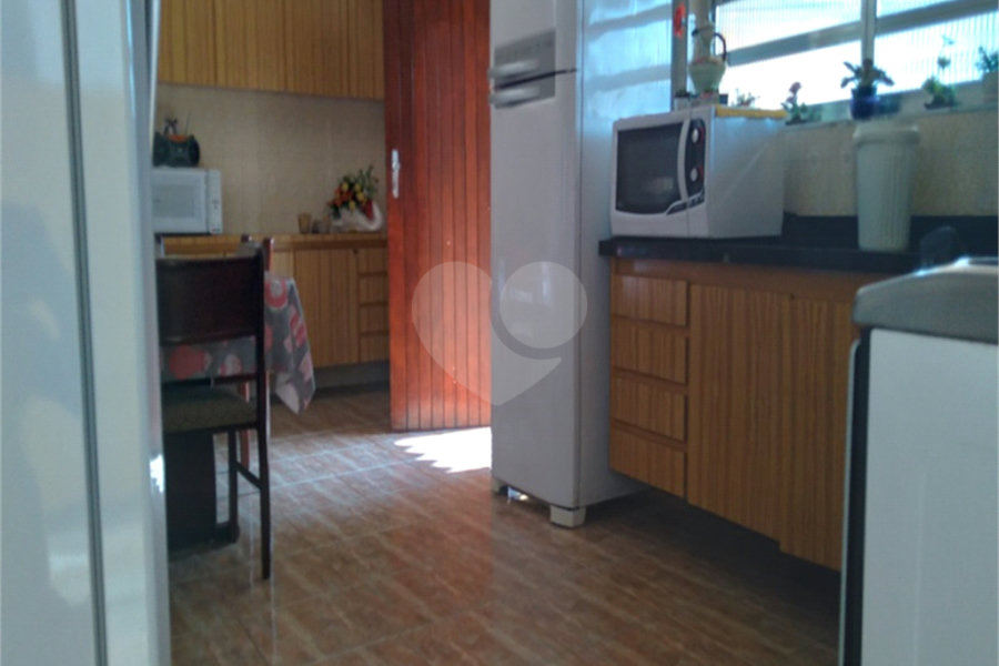 Sobrado à venda com 3 quartos, sendo 1 suíte, em Santa Teresinha, São Paulo, SP