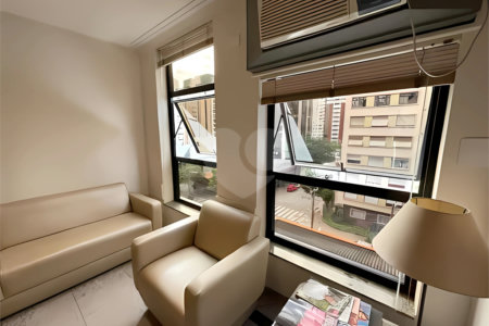 Sala à venda em Moema, São Paulo, SP