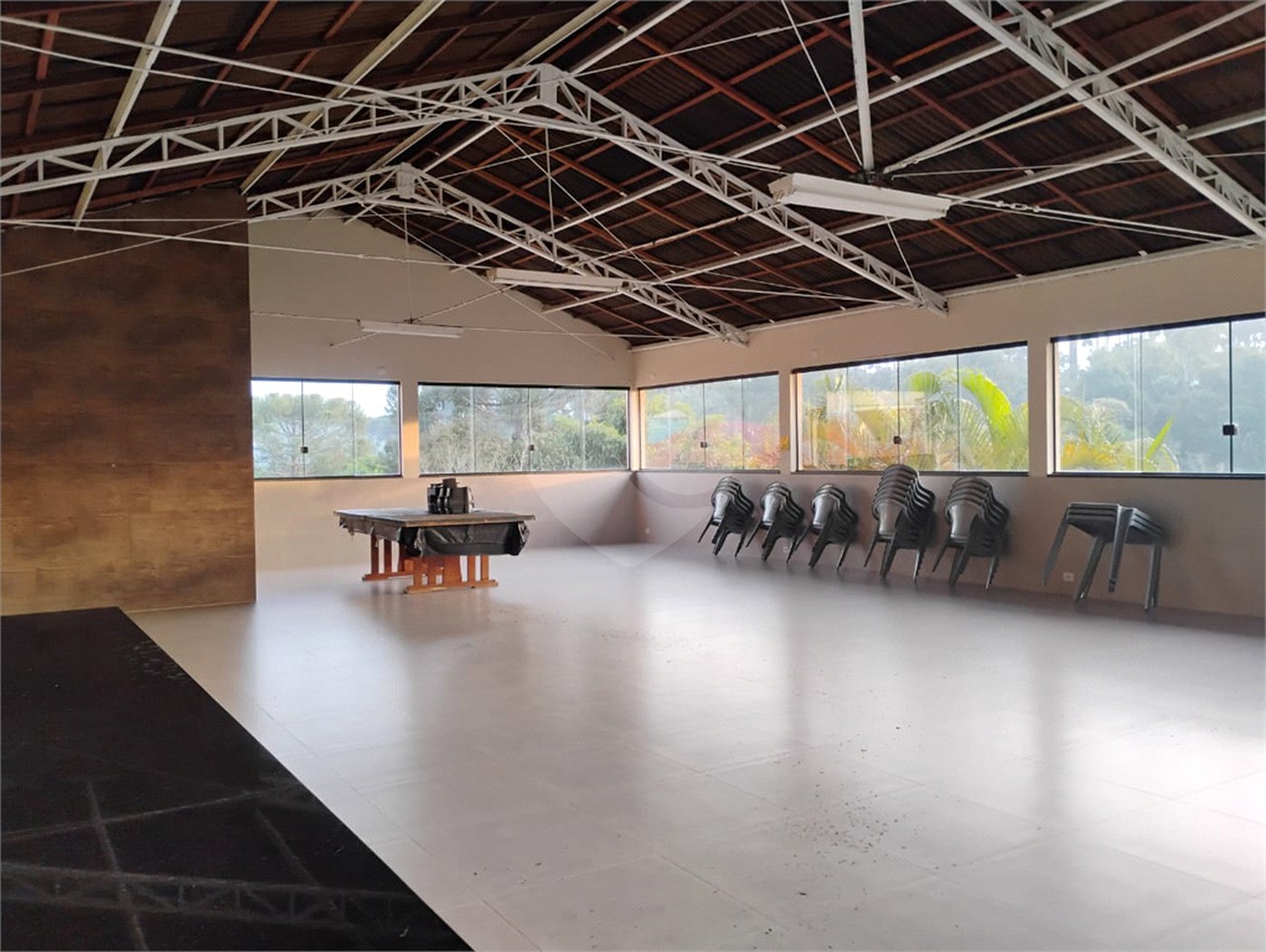 Casa à venda com 4 quartos em Barreiro, Mairiporã, SP