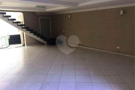 Casa à venda com 4 quartos, sendo 3 suítes, em Jardim Japão, São Paulo, SP