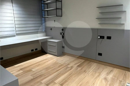 Apartamento à venda com 4 suítes em Vila Suzana, São Paulo, SP