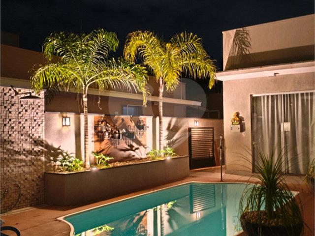 Casa à venda com 3 suítes em Carmo, Araraquara, SP