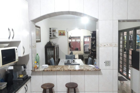 Sobrado à venda com 3 suítes em Vila Nivi, São Paulo, SP
