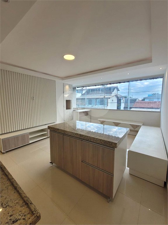 Apartamento para alugar com 2 quartos em Miguel Couto, Cabo Frio, RJ