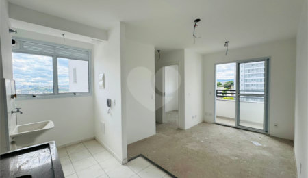 Apartamento à venda com 2 quartos, sendo 1 suíte,  em Vila Galvão, Guarulhos, SP