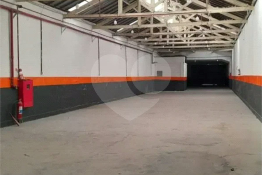 Prédio à venda em Bom Retiro, São Paulo, SP