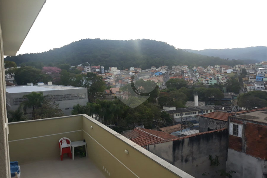 Casa à venda com 2 suítes no condomínio Casa de Pedra, São Paulo - SP