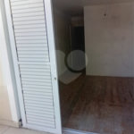 Casa à venda com 3 suítes no condomínio Residencial Jd. Floresta, São Paulo - SP