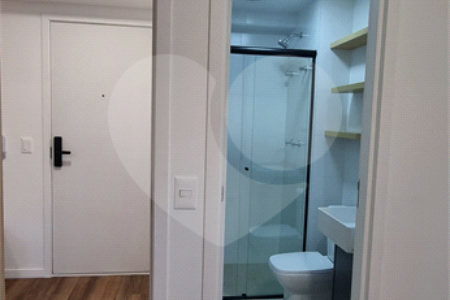 Apartamento à venda com 2 quartos, sendo 1 suíte, em Moema, São Paulo, SP