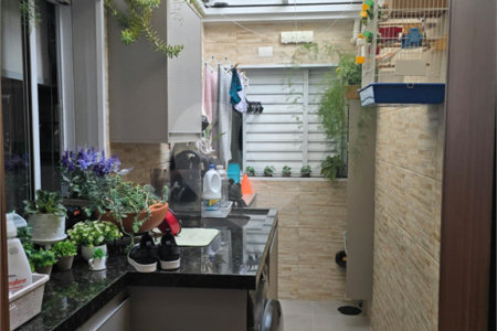 Apartamento à venda com 2 quartos, sendo 1 suíte, em Vila Pires, Santo André, SP