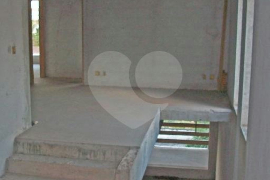 Sobrado à venda com 3 suítes em Tremembé, São Paulo, SP