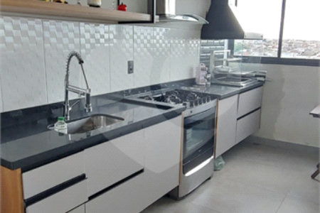 Casa à venda com 4 quartos, sendo 2 suítes, no condomínio Horto Florestal Iii, Sorocaba - SP