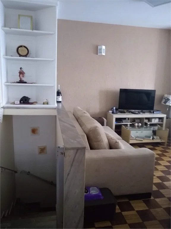 Casa à venda com 3 quartos, sendo 1 suíte, em Jardim Bonfiglioli, São Paulo, SP