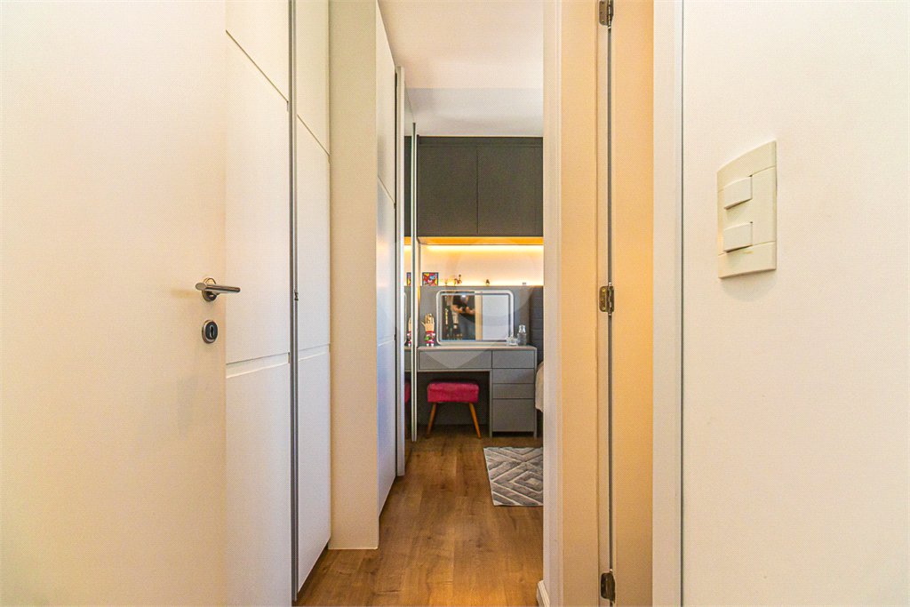 Apartamento à venda com 2 quartos, sendo 1 suíte, em Santo Amaro, São Paulo, SP