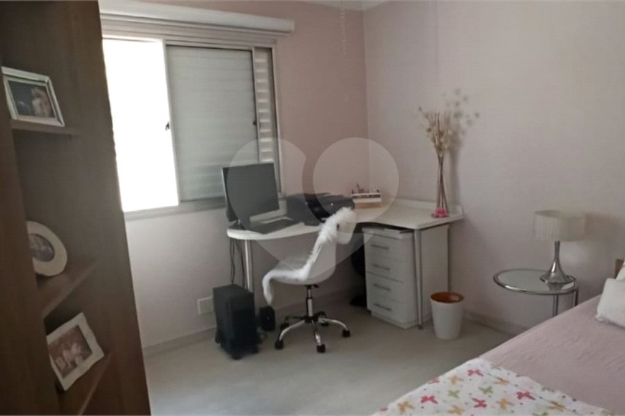 Casa à venda com 3 quartos, sendo 1 suíte, no condomínio Villas de São Francisco, São Paulo - SP