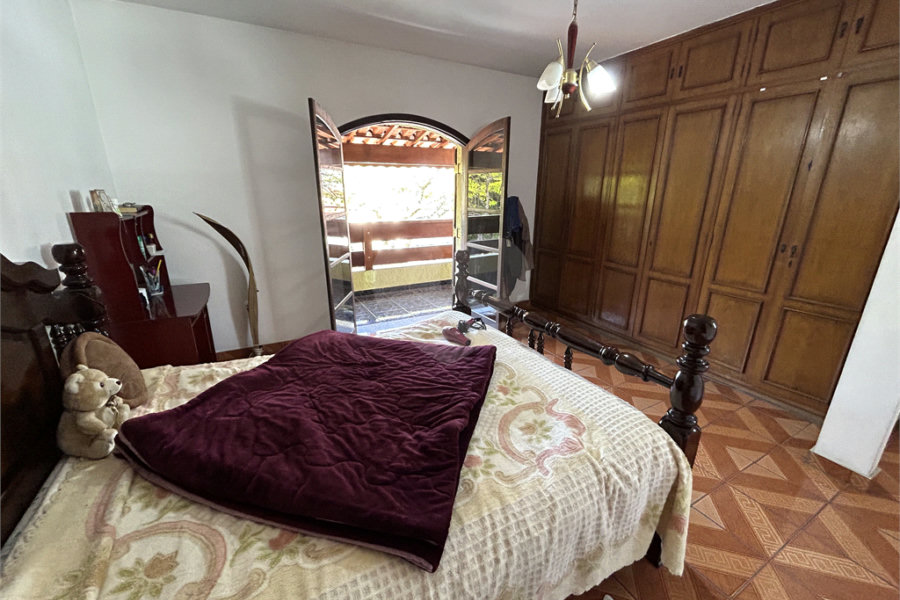 Sobrado à venda com 3 quartos em Tremembé, São Paulo, SP
