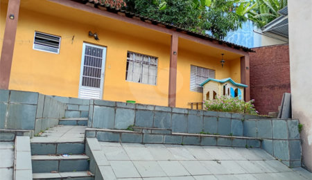 Casa Térrea à venda com 3 quartos em Vila Comercial, São Paulo, SP
