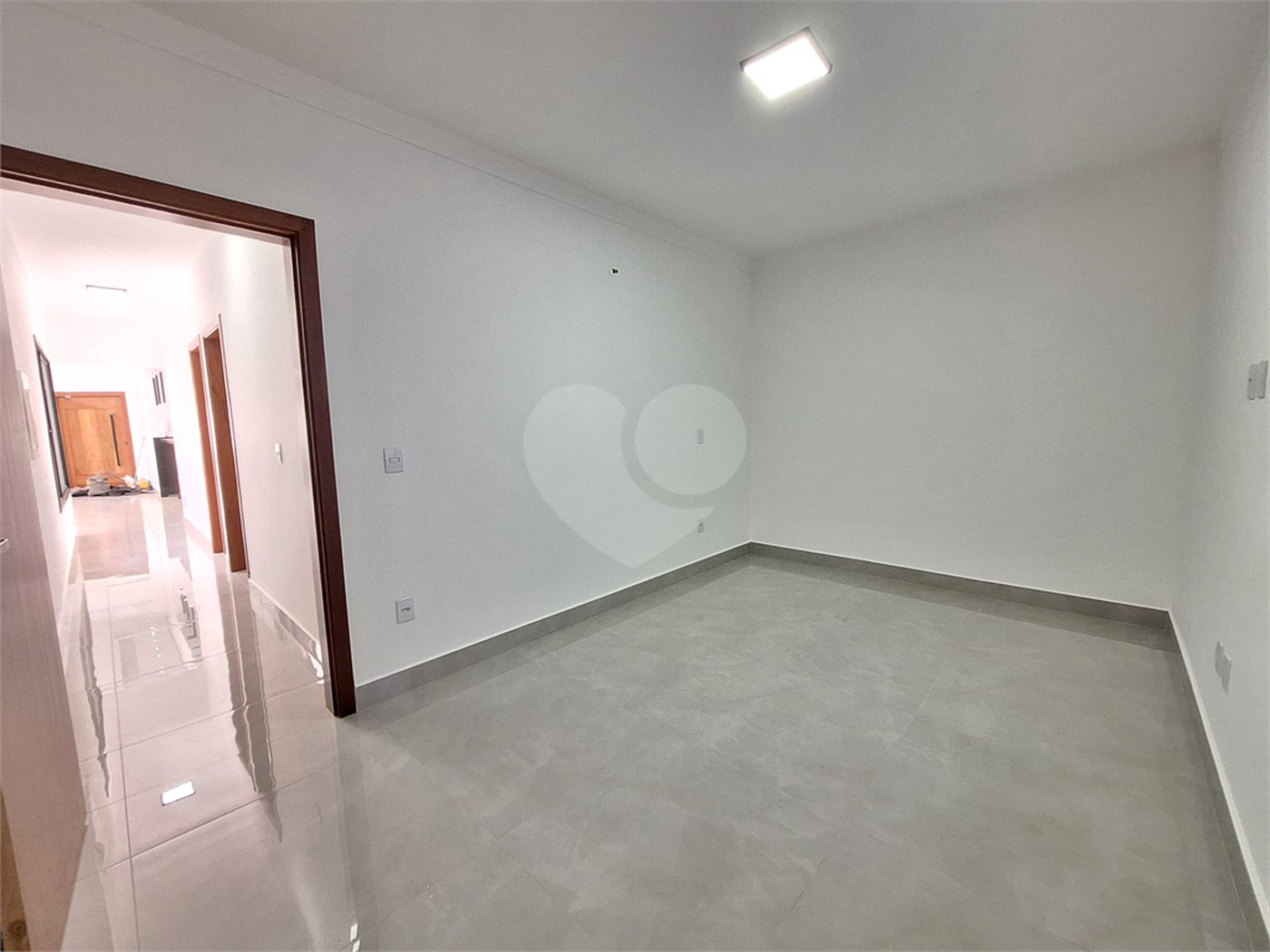 Casa à venda com 3 quartos, sendo 1 suíte,  em João Xxiii, Vinhedo, SP