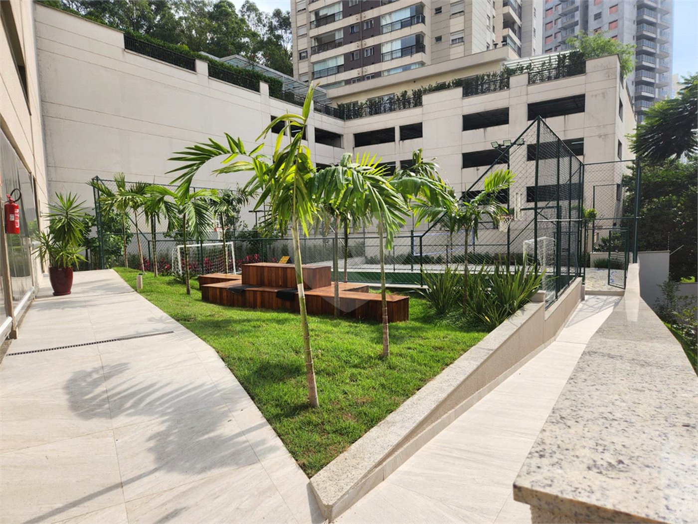 Apartamento à venda com 2 suítes em Vila Andrade, São Paulo, SP
