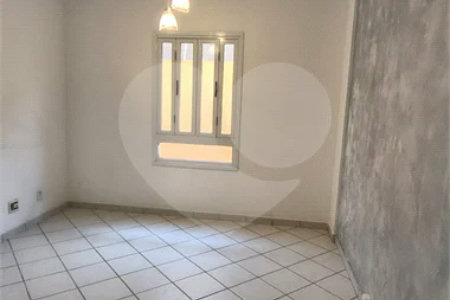 Apartamento à venda com 2 quartos, sendo 1 suíte, no Centro, Vinhedo, SP