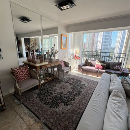 Apartamento à venda com 4 quartos, sendo 2 suítes,  em Vila Andrade, São Paulo, SP