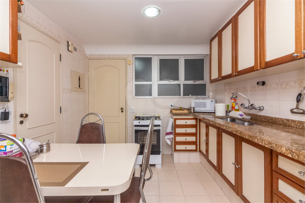 Apartamento à venda com 3 quartos, sendo 1 suíte, em Perdizes, São Paulo, SP