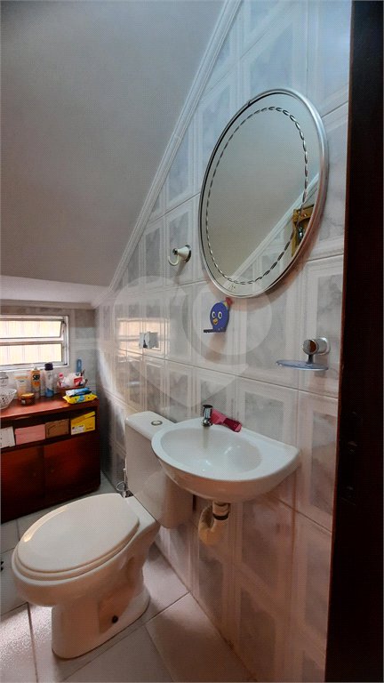 Sobrado à venda com 3 quartos, sendo 1 suíte, em Jardim Marajoara, São Paulo, SP