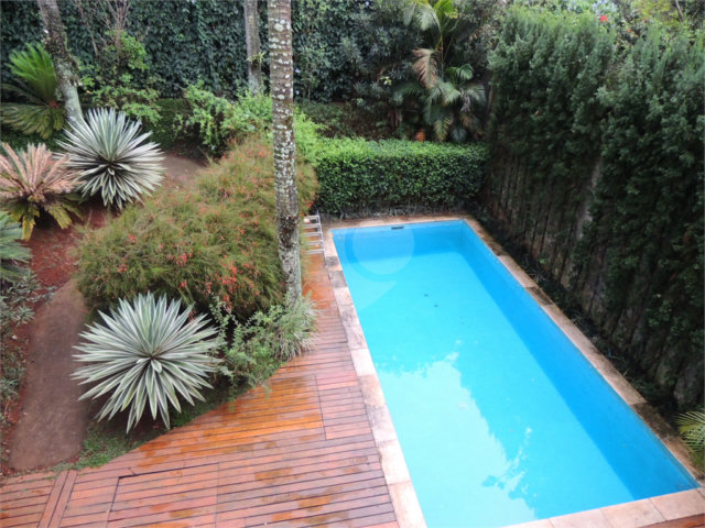 Sobrado à venda com 4 suítes em Alto da Boa Vista, São Paulo, SP