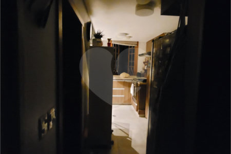Casa à venda com 3 quartos, sendo 2 suítes, em Vila Mariana, São Paulo, SP