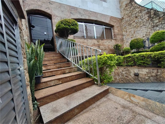 Casa à venda com 3 quartos, sendo 1 suíte,  no condomínio Vila Paiva, São Paulo - SP