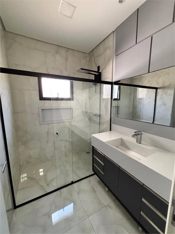 Casa à venda ou para alugar com 3 suítes no condomínio Residencial Milano, Indaiatuba - SP