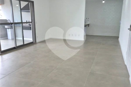 Apartamento à venda com 3 suítes em Alto da Mooca, São Paulo, SP