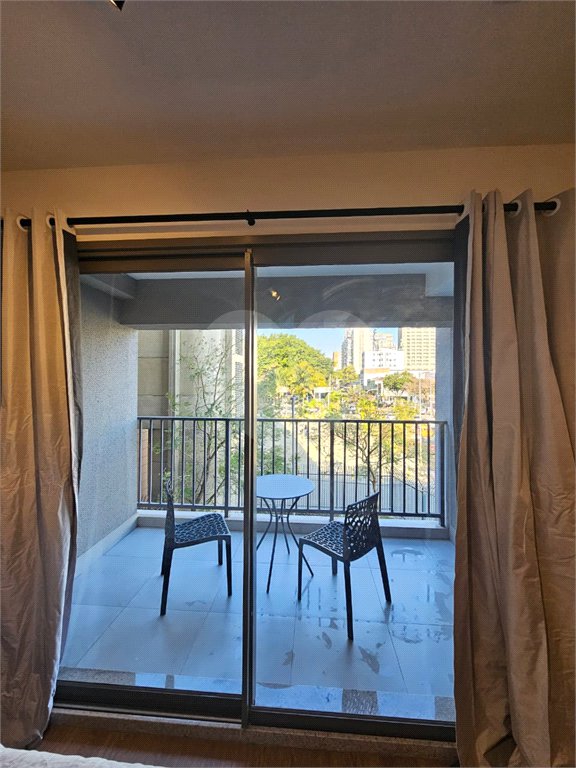 Apartamento à venda com 1 quarto em Moema, São Paulo, SP
