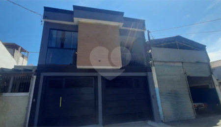 Casa de Vila à venda com 2 suítes em Vila Mazzei, São Paulo, SP