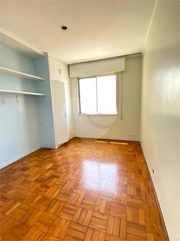 Apartamento à Venda | 327 m² | 4 dormitórios (1 suíte) | 2 vagas na Mooca!